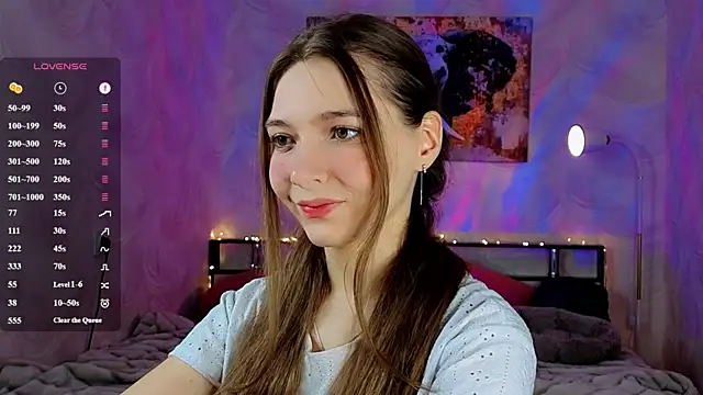 AuraLune   online show from June 2026 06:45:01 PM