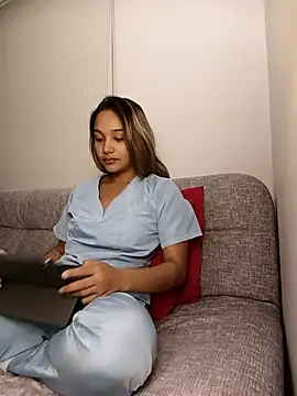 Miss Taniac online show from April 2026 05:52:01 AM