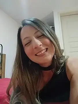 Snapshot of VALELUXX chatting on August 2026 02:35:01 AM VALELUXX online show from August 2026 02:35:01 AM