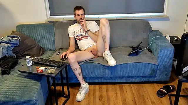 Bttmboyexhibitionist online show from May 2026 05:37:01 AM