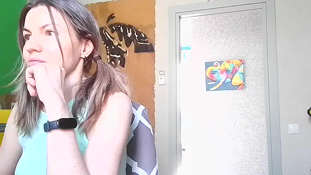 evaprolove online show from April 2026 01:24:02 PM