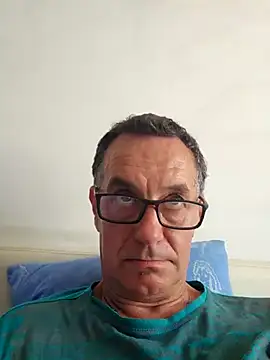 Snapshot of loulouferrari chatting on May 2026 12:45:02 PM loulouferrari online show from May 2026 12:45:02 PM