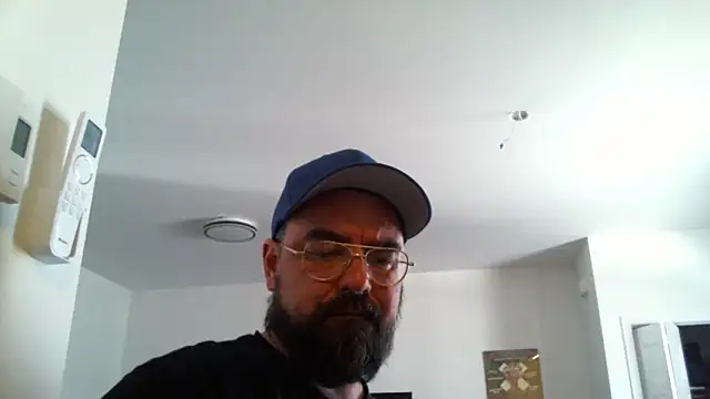 Snapshot of Danos47x chatting on April 2026 04:23:01 PM Danos47x online show from April 2026 04:23:01 PM