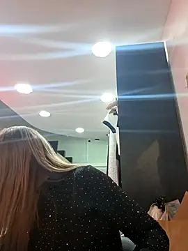 prretty15 online show from July 2026 07:50:01 PM