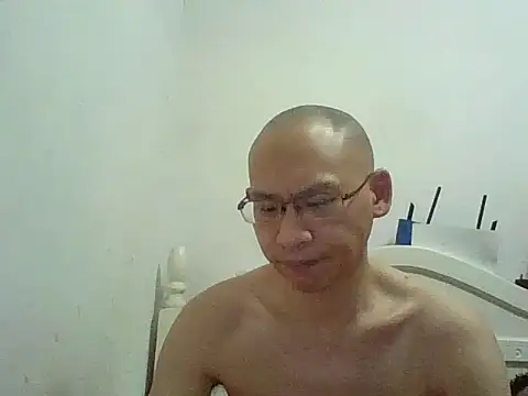 Snapshot of benly118 chatting on May 2026 12:21:01 PM benly118 online show from May 2026 12:21:01 PM