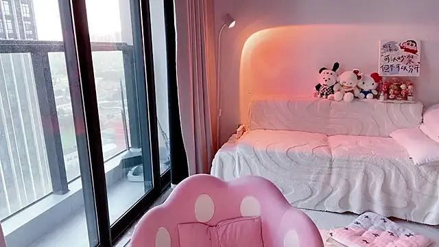 lucky-tt online show from May 2026 10:43:01 AM
