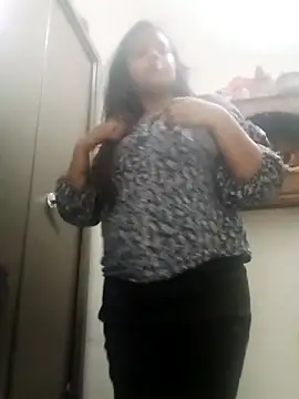 its mona 001 online show from April 2026 07:12:01 PM