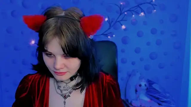 nikki kiss  online show from April 2026 05:30:01 PM