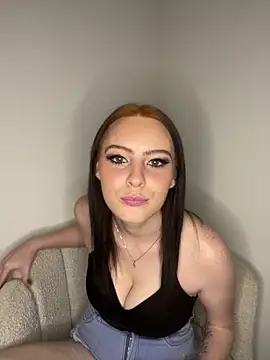 MiraVoss18 online show from April 2026 06:10:01 PM