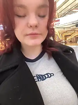 kinky  fox online show from April 2026 11:13:01 AM