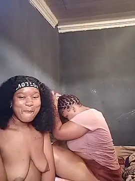 Diva-girl1 online show from April 2026 10:32:01 AM