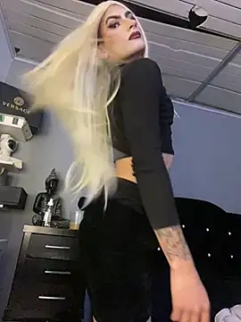 valen lewiiz online show from July 2026 11:53:02 PM