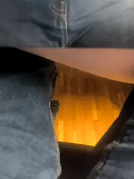 Tobyy04 online show from April 2026 04:23:01 PM