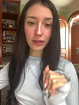 NickieCute- online show from April 2026 08:12:02 PM