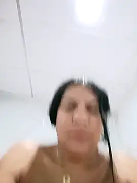 Snapshot of Valentinamorena chatting on April 2026 08:58:02 PM Valentinamorena online show from April 2026 08:58:02 PM