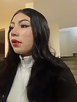 Emiily  Evans online show from April 2026 02:01:02 PM