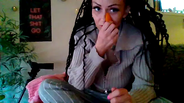 shyhornymommy online show from April 2026 02:53:01 AM
