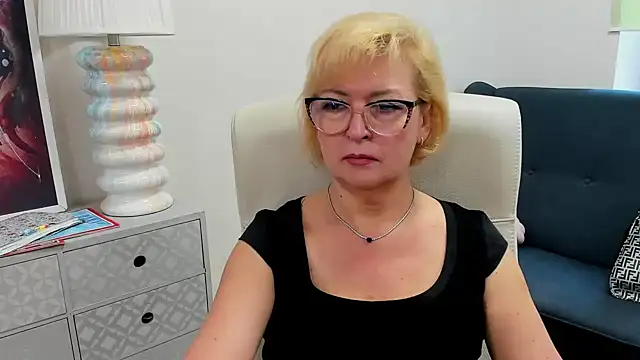 luna xfantasy online show from June 2026 06:48:01 AM