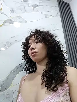 Chloe and Violeta online show from August 2026 01:51:01 AM