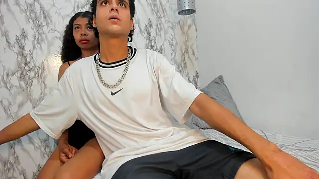 Snapshot of Kratos_Kuromiix chatting on April 2026 04:46:02 AM Kratos Kuromiix online show from April 2026 04:46:02 AM