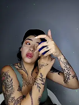 Snapshot of AteneaRockstar04 chatting on April 2026 07:42:01 PM AteneaRockstar04 online show from April 2026 07:42:01 PM