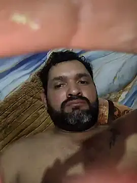 Snapshot of castellano10 chatting on May 2026 11:45:02 PM castellano10 online show from May 2026 11:45:02 PM