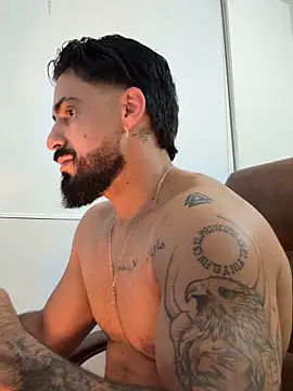 Snapshot of Ryan_Black3 chatting on April 2026 11:49:02 PM Ryan Black3 online show from April 2026 11:49:02 PM