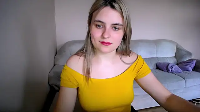 Snapshot of _shy_sabrina__ chatting on April 2026 12:20:01 PM shy sabrina online show from April 2026 12:20:01 PM