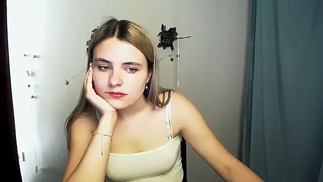Snapshot of _shy_sabrina__ chatting on May 2026 03:09:02 PM shy sabrina online show from May 2026 03:09:02 PM
