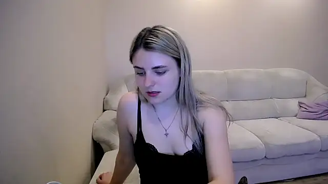 Snapshot of _shy_sabrina__ chatting on May 2026 04:25:02 PM shy sabrina online show from May 2026 04:25:02 PM