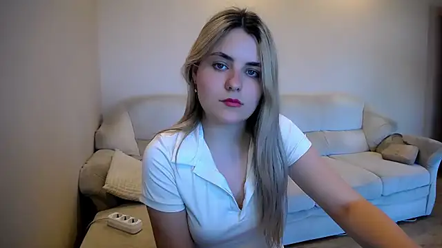 Snapshot of _shy_sabrina__ chatting on May 2026 02:58:02 PM shy sabrina online show from May 2026 02:58:02 PM