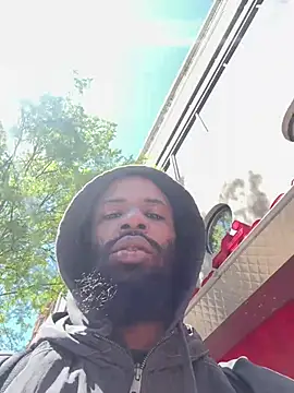 Zion2150 online show from April 2026 05:50:01 PM