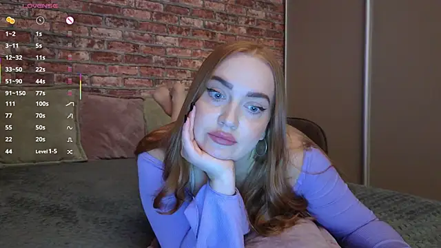 LeryKiss online show from April 2026 01:37:02 PM