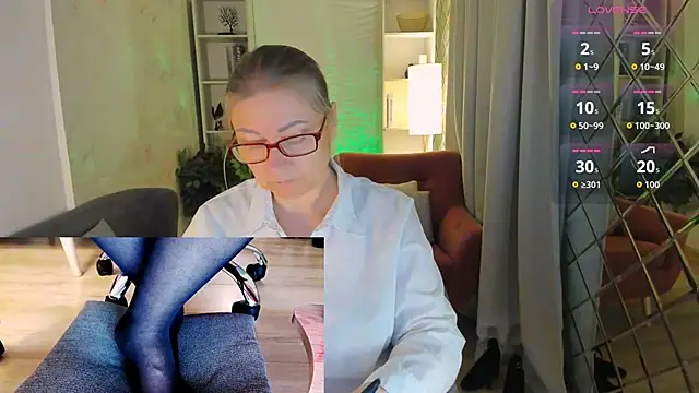 Alexandra Kind online show from June 2026 08:44:01 PM