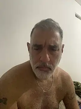 Snapshot of Calamar70 chatting on April 2026 11:55:02 PM Calamar70 online show from April 2026 11:55:02 PM