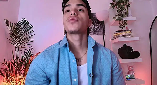 andyypalmer  online show from June 2026 11:46:02 AM