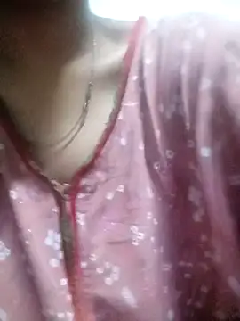 Lusi G online show from April 2026 10:47:02 PM