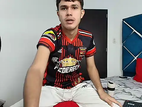 EdwinBoys online show from May 2026 01:08:02 PM