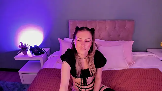 Snapshot of Kim_Jeins666_ chatting on April 2026 01:23:01 PM Kim Jeins666 online show from April 2026 01:23:01 PM