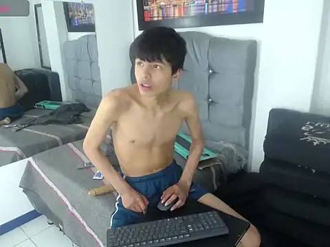 Snapshot of alex_it0 chatting on April 2026 05:00:02 AM alex it0 online show from April 2026 05:00:02 AM