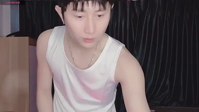 Zz YuunaSSquart zZ online show from April 2026 11:02:01 AM