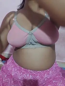 SmileGirll online show from May 2026 07:20:01 PM