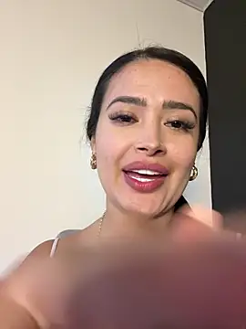 Snapshot of Sara_fun chatting on January 2025 03:00:02 AM Sara fun online show from January 2025 03:00:02 AM