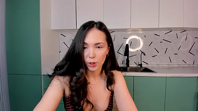 Snapshot of ameliyaa_sun chatting on April 2026 04:33:02 PM ameliyaa sun online show from April 2026 04:33:02 PM
