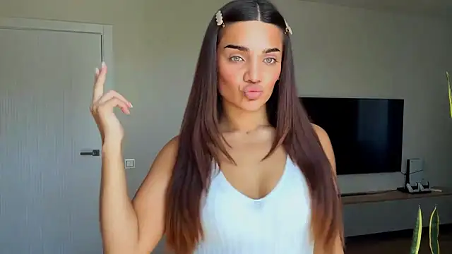 MelindaReny online show from May 2026 08:09:02 AM