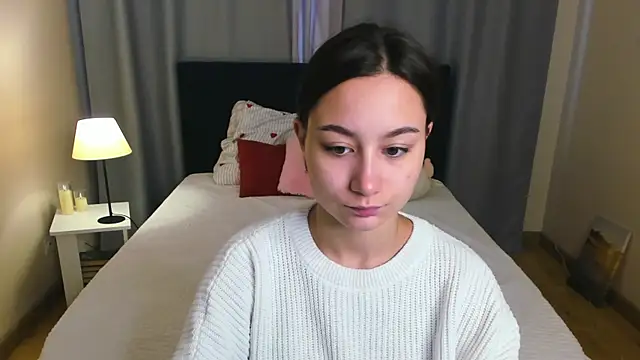 AndreaJohnsons online show from July 2026 12:48:01 AM