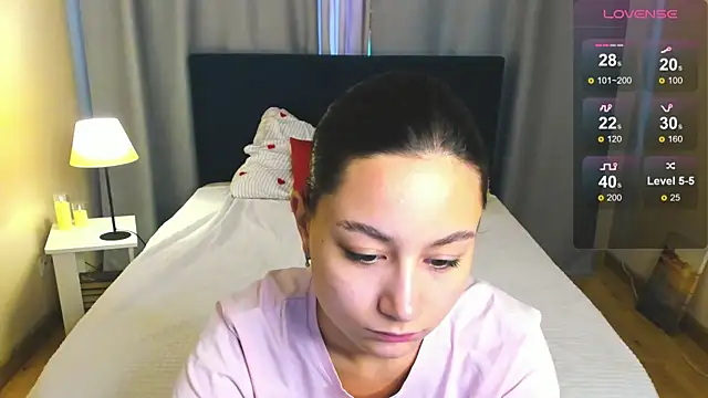 AndreaJohnsons online show from July 2026 12:58:01 AM