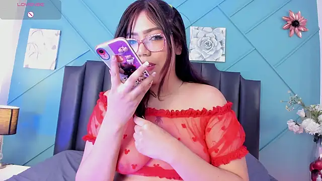 MiluVegaa  online show from April 2026 11:57:01 AM