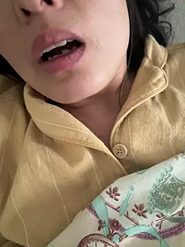 Faye-baby online show from April 2026 12:35:01 AM