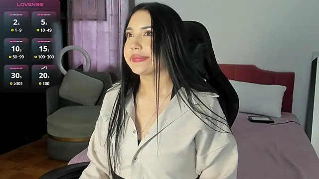 Snapshot of _hanna_gomez chatting on May 2026 01:38:02 PM hanna gomez online show from May 2026 01:38:02 PM